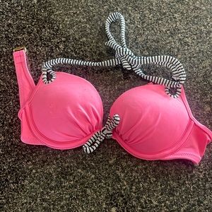 Pink bikini  top